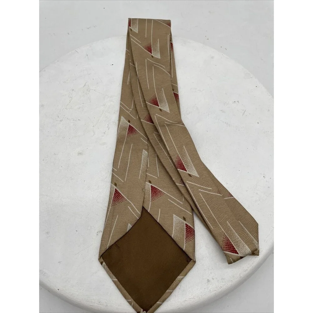 Giorgio Armani  Geometric Tan White and Red Silk Blend Tie Italy